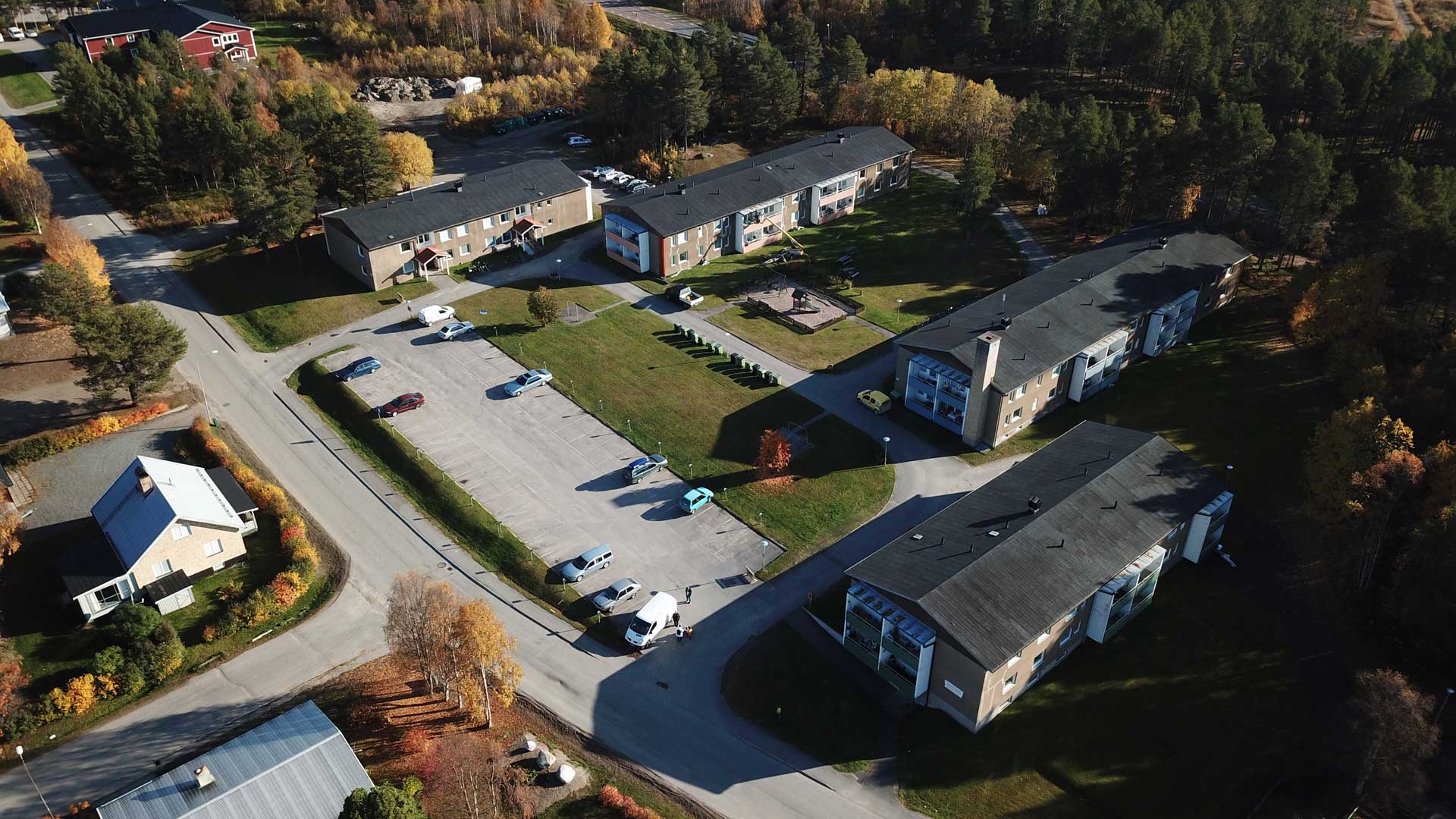 Flygbild över fastigheten