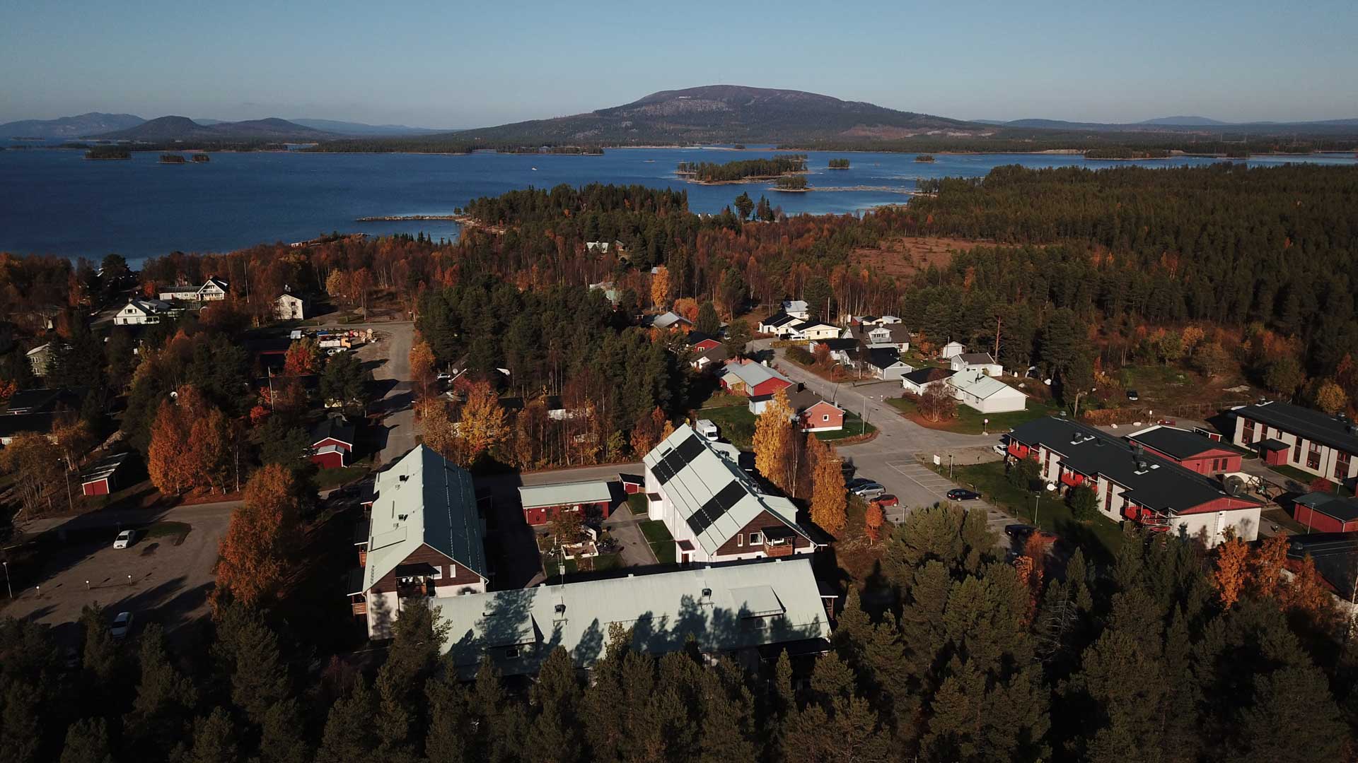 Flygbild över fastigheten